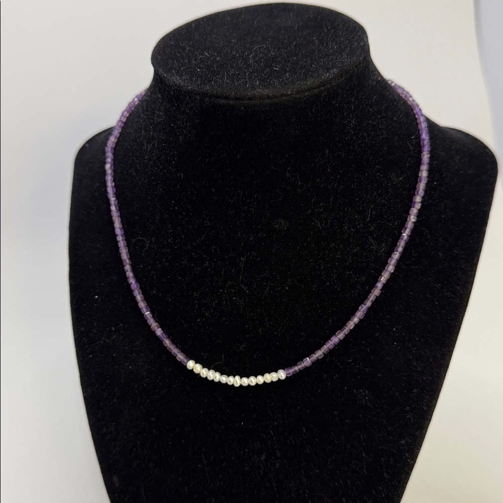 Artisan Tiny 2.5mm Amethyst Faceted Cube Choker With Freshwater Pearls.
